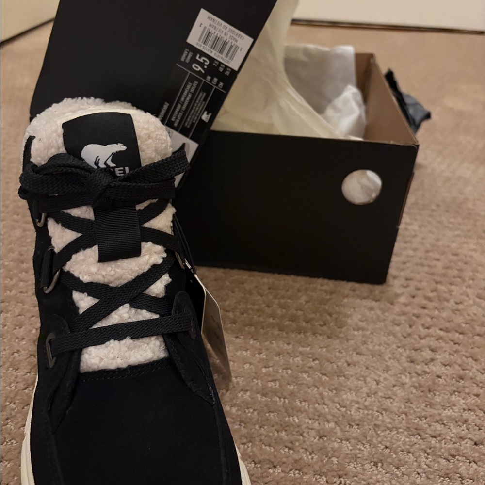 Sorel Black and White Waterproof Boots